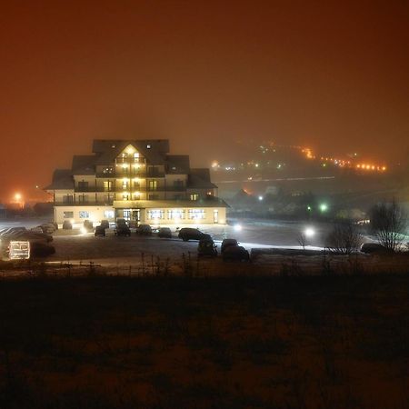 Hotel Toacabellevue Гура-Гуморулуй Экстерьер фото
