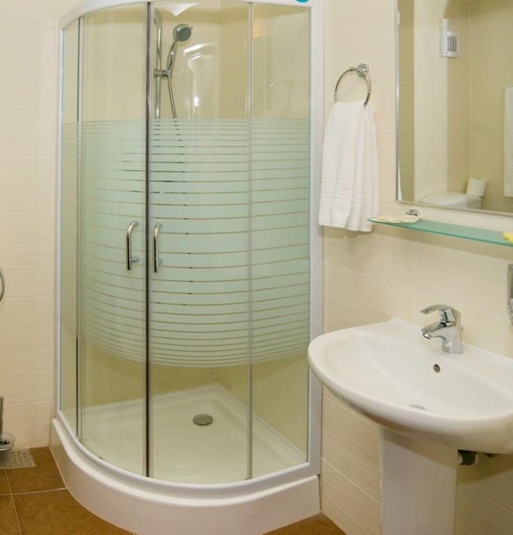 Hotel Toacabellevue Гура-Гуморулуй Номер фото