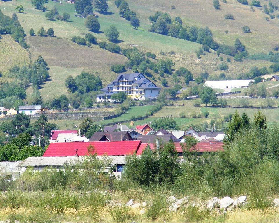 Hotel Toacabellevue Гура-Гуморулуй Экстерьер фото
