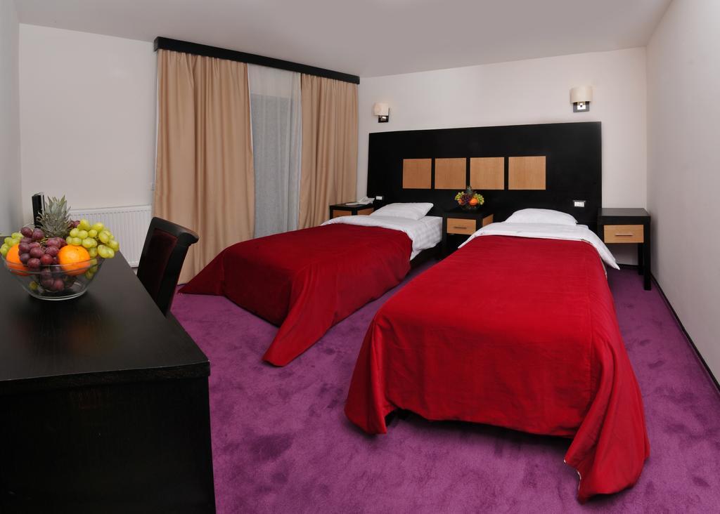 Hotel Toacabellevue Гура-Гуморулуй Экстерьер фото