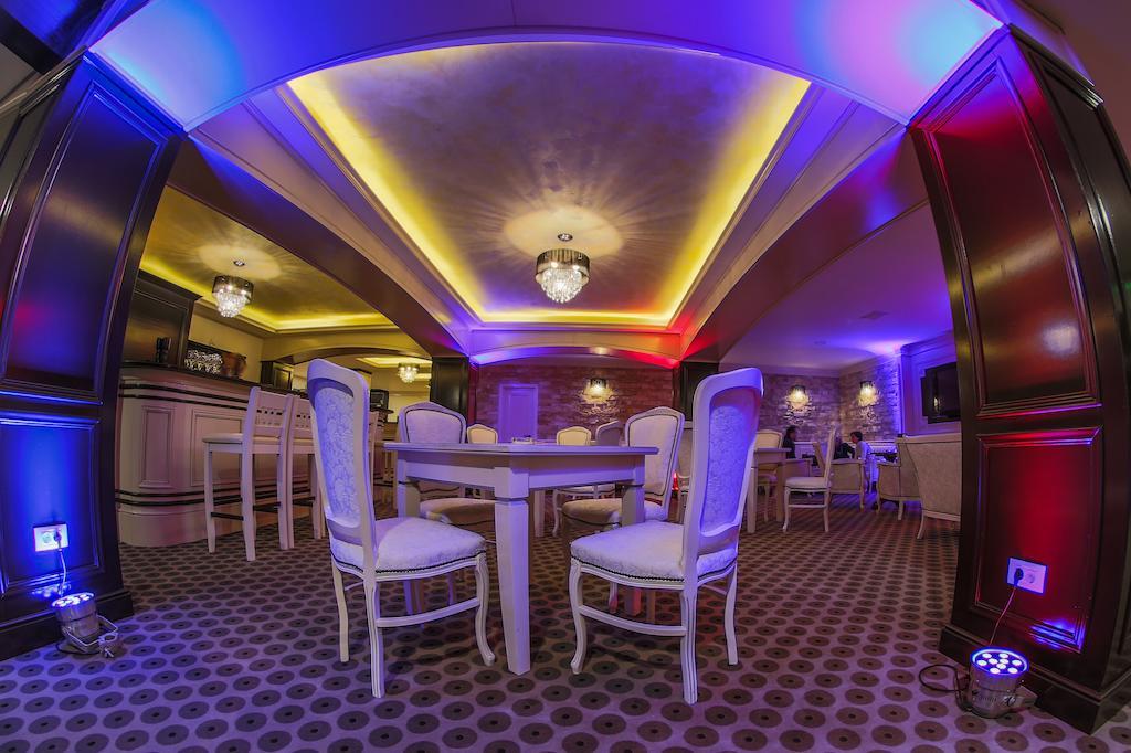 Hotel Toacabellevue Гура-Гуморулуй Экстерьер фото
